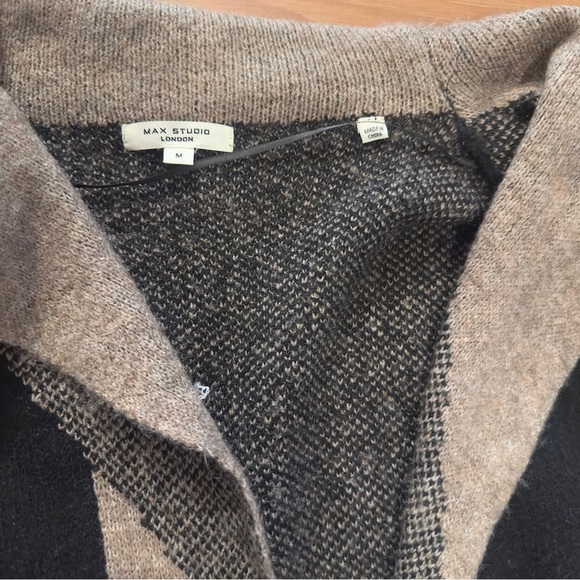 Max Studio Black and Tan Knit Cardigan - Picture 5 of 6